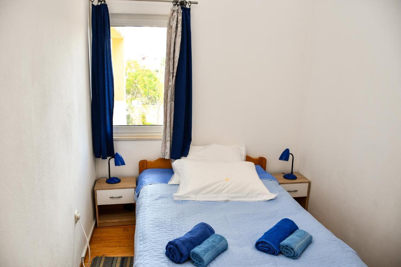 Apartamento Mara Ražanac Exterior foto